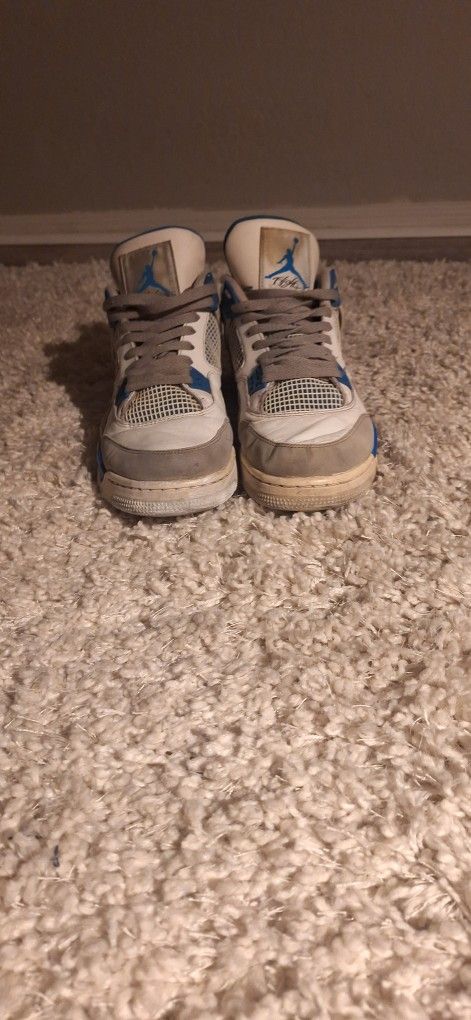 Jordan 4 Retro Milatry Blue