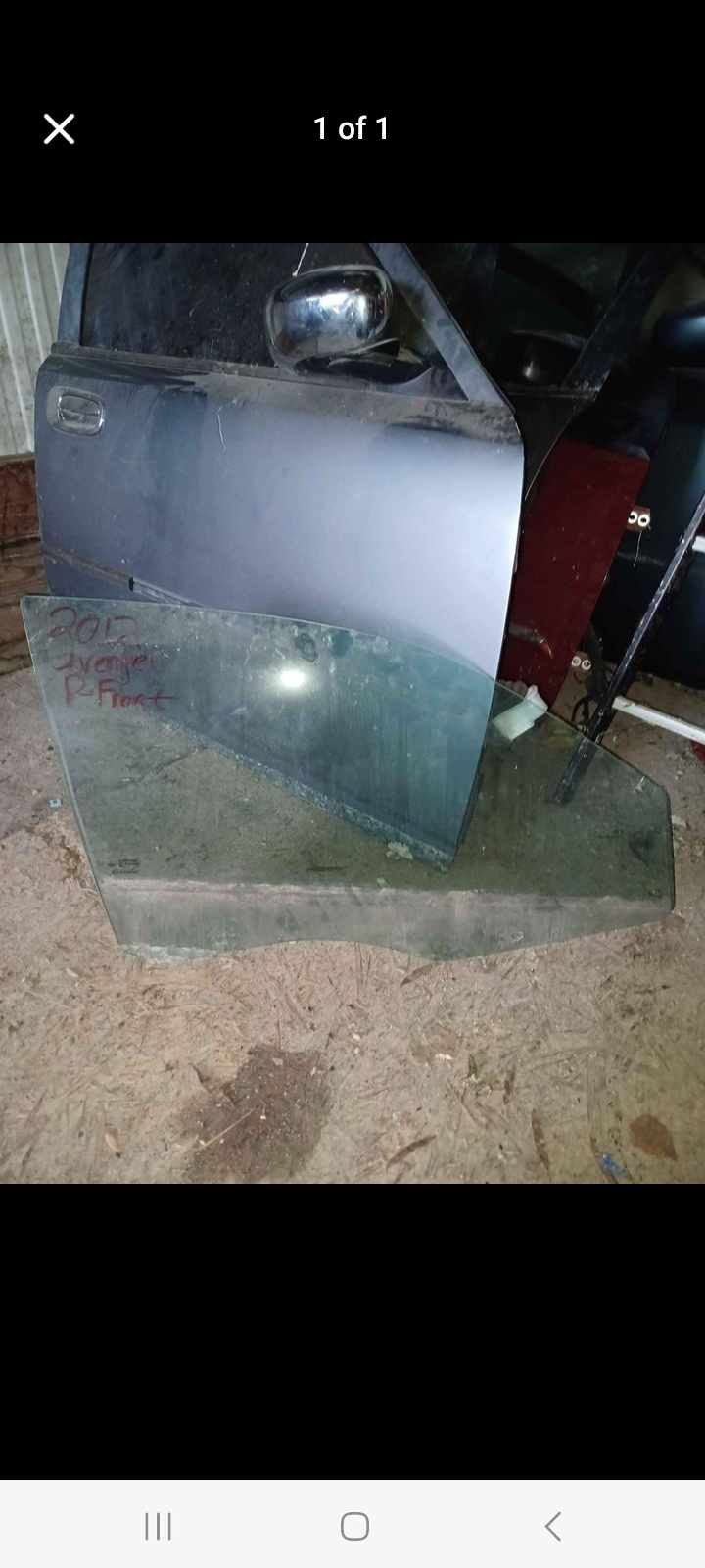 2012 avenger right front door glass