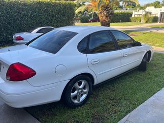 2001 Ford Taurus