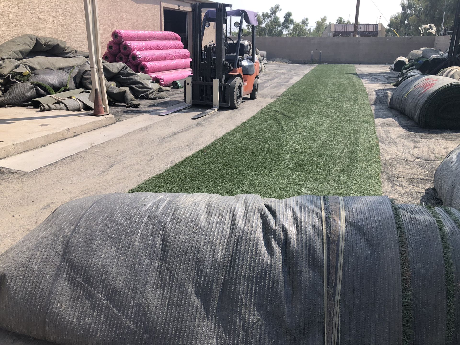 Beautiful synthetic turf for sale!!! Recycled / used artificial grass