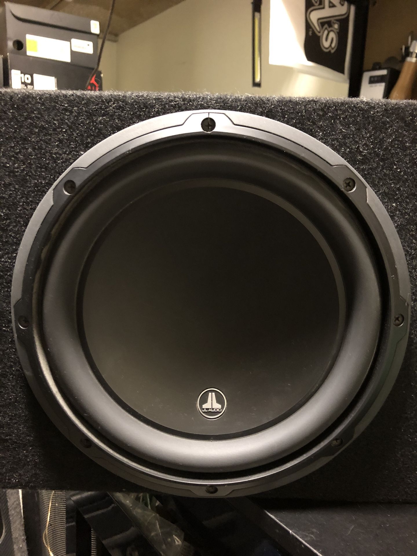 Like new!! 10in JL Audio W3 Subwoofer 🔊