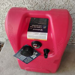 Attwood Portable Marine Boat Fuel Tank 6Gallon with Fuel Gauge