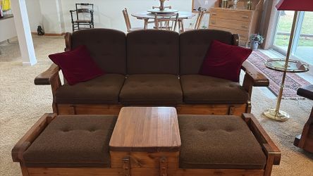 Sofa/chairs for donation