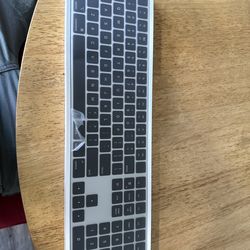 Apple Magic Keyboard