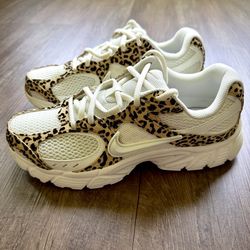Nike V5 RNR Suede Leopard IR5823-133 Women’s Size 9