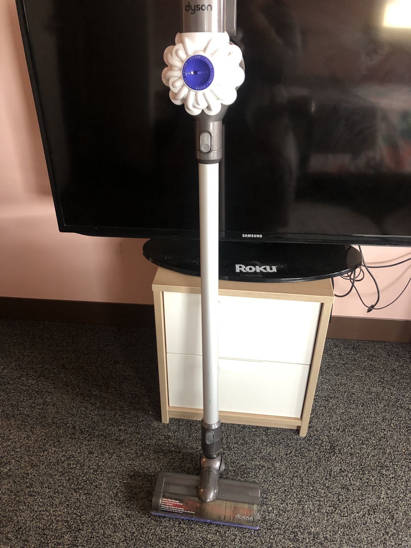 dyson  vacuum  with charger 