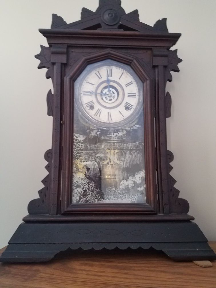 Niagra Kitchen Clock