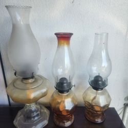 Selling my vintage oil Lamps