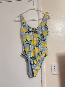 women swimsuits 
