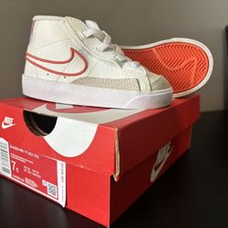 Nike Shoe Blazer Mid ‘77 (7C) 