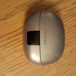 Erazer Earbuds/ TRANSLATION 