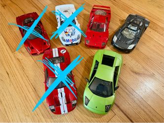 1:18 Scale Diecast Supercar Collection – 3 Cars (Loose) – Hot Wheels, Motor Max, Maisto