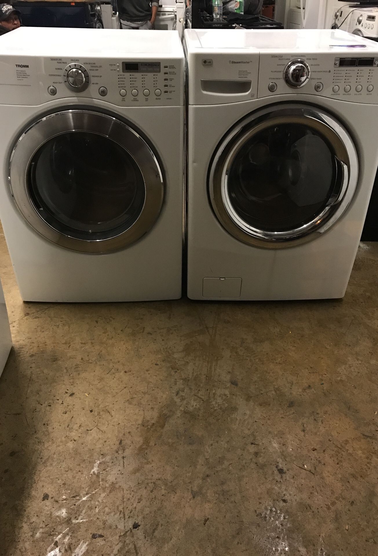 Lg washer n electric dryer set