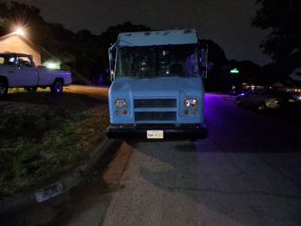 Blue Step Van food Truck