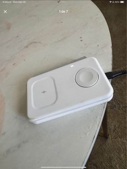 3 in 1 wireless tracer charger for AirPods iPhone and smartwatch