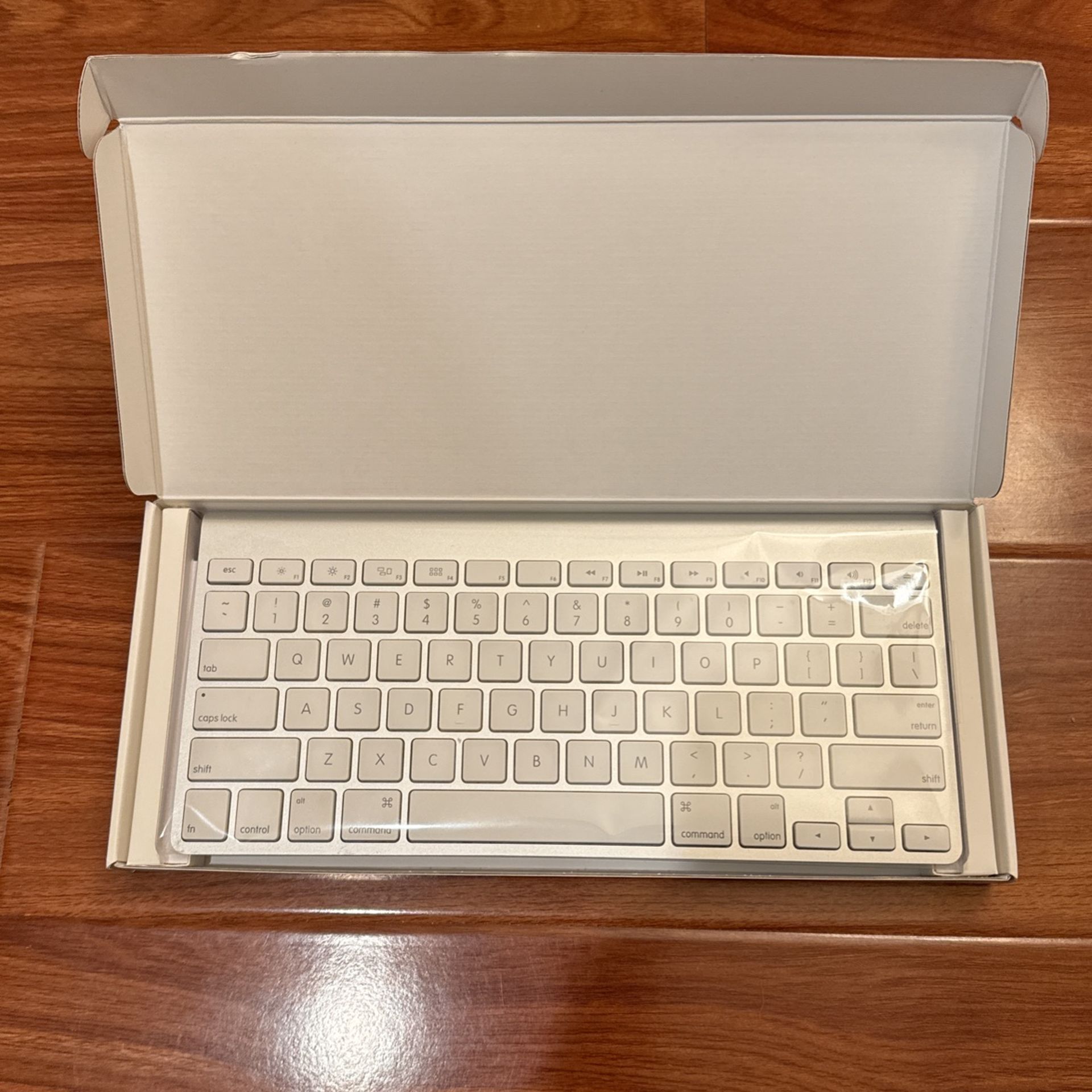 Apple Wireless Keyboard