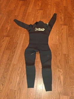 Kana Surfboards 3m Mens Full Wetsuit XL.  New.