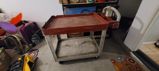 Rubbermaid Tool Cart