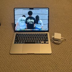 MacBook Air M4 (13in, 256GB, 16GB Ram)