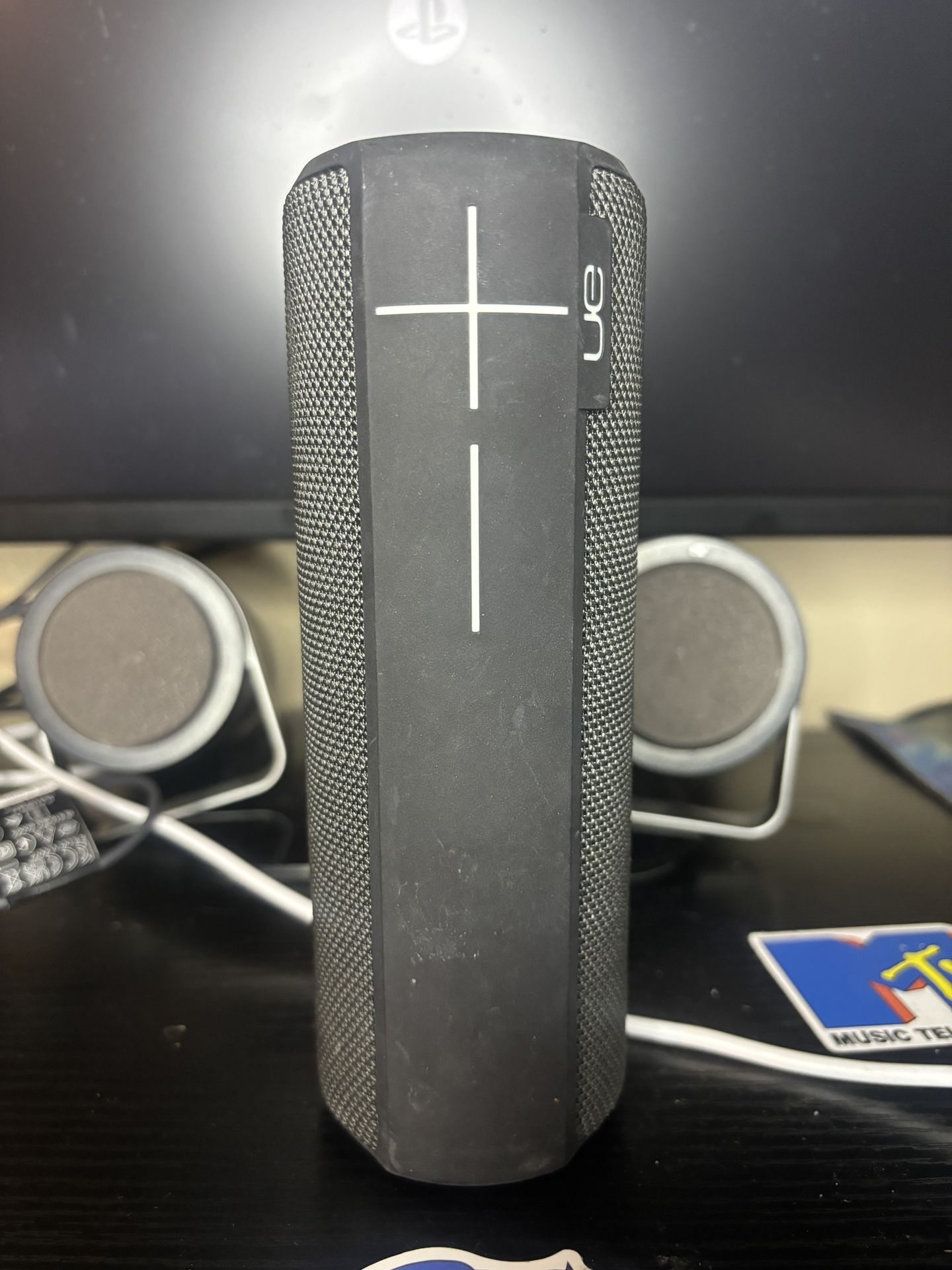 Ultimate Ears BOOM 2 Speaker