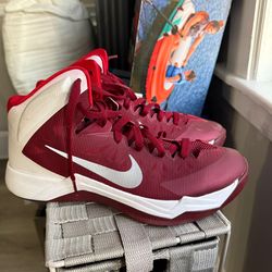 Nike shoes size 10