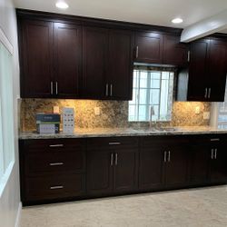What does your dream kitchen look like, because that's what we want to build?