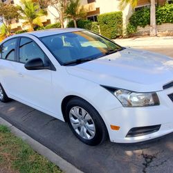 2013 Chevrolet Cruze LS 4cyd Clean Title 