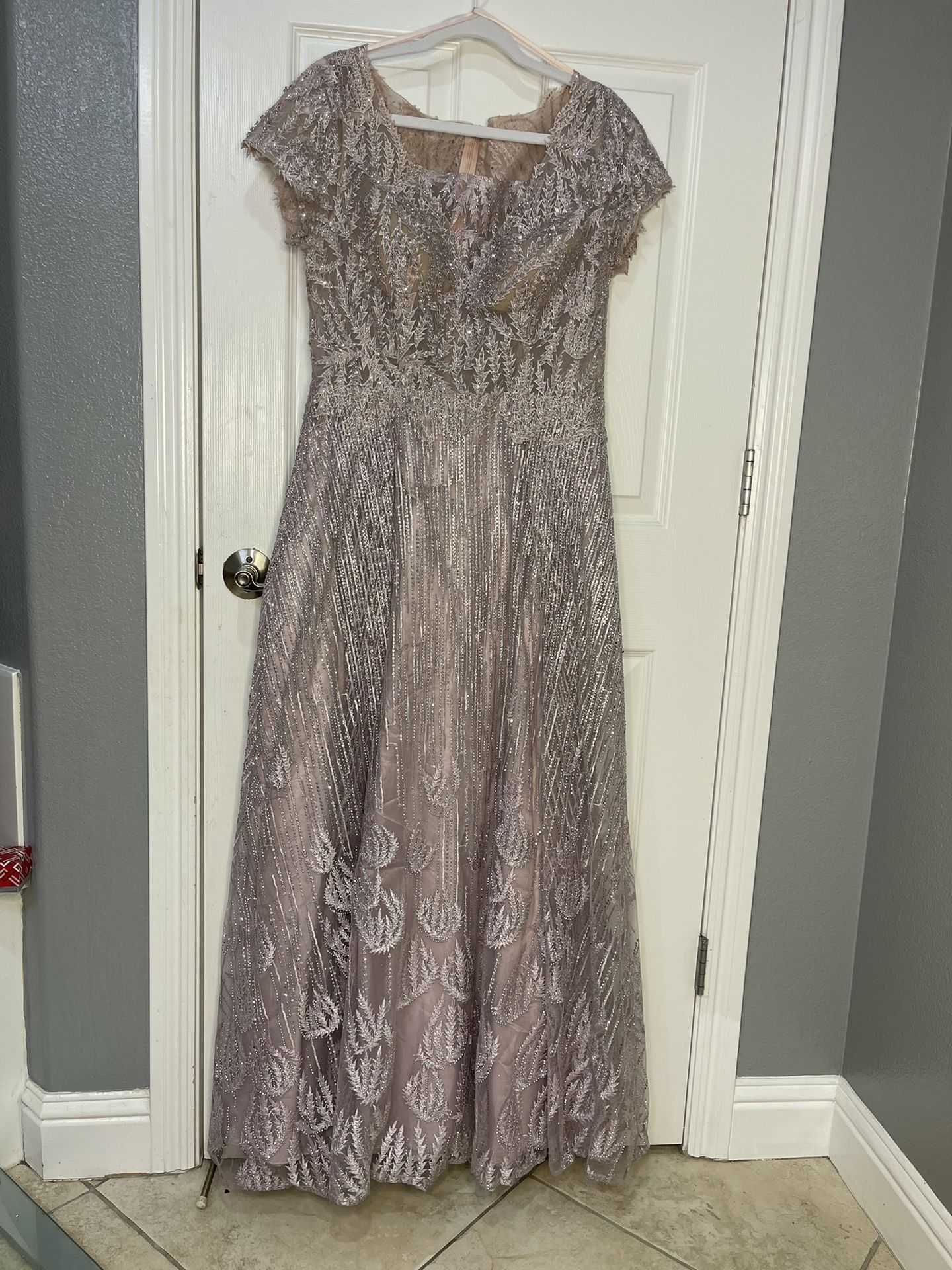 Elegant Formal Maxi Dress In Rose Gold