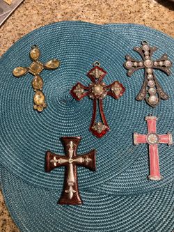 Variety of crosses set