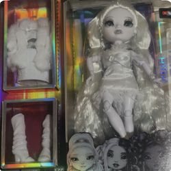 Rainbow High Doll- Natasha Zima 