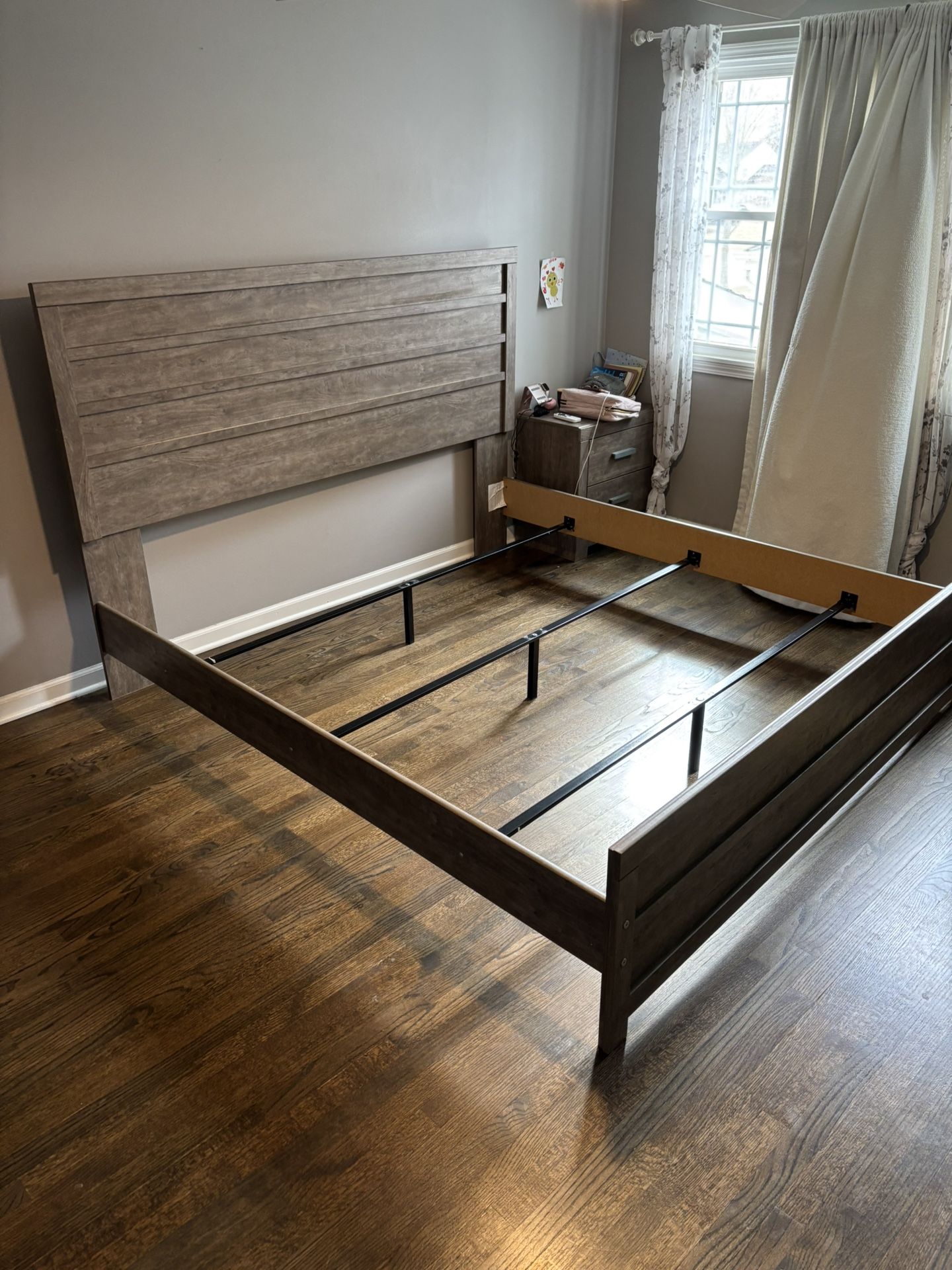 Ashley Furniture Grey Wood King Panel Bed