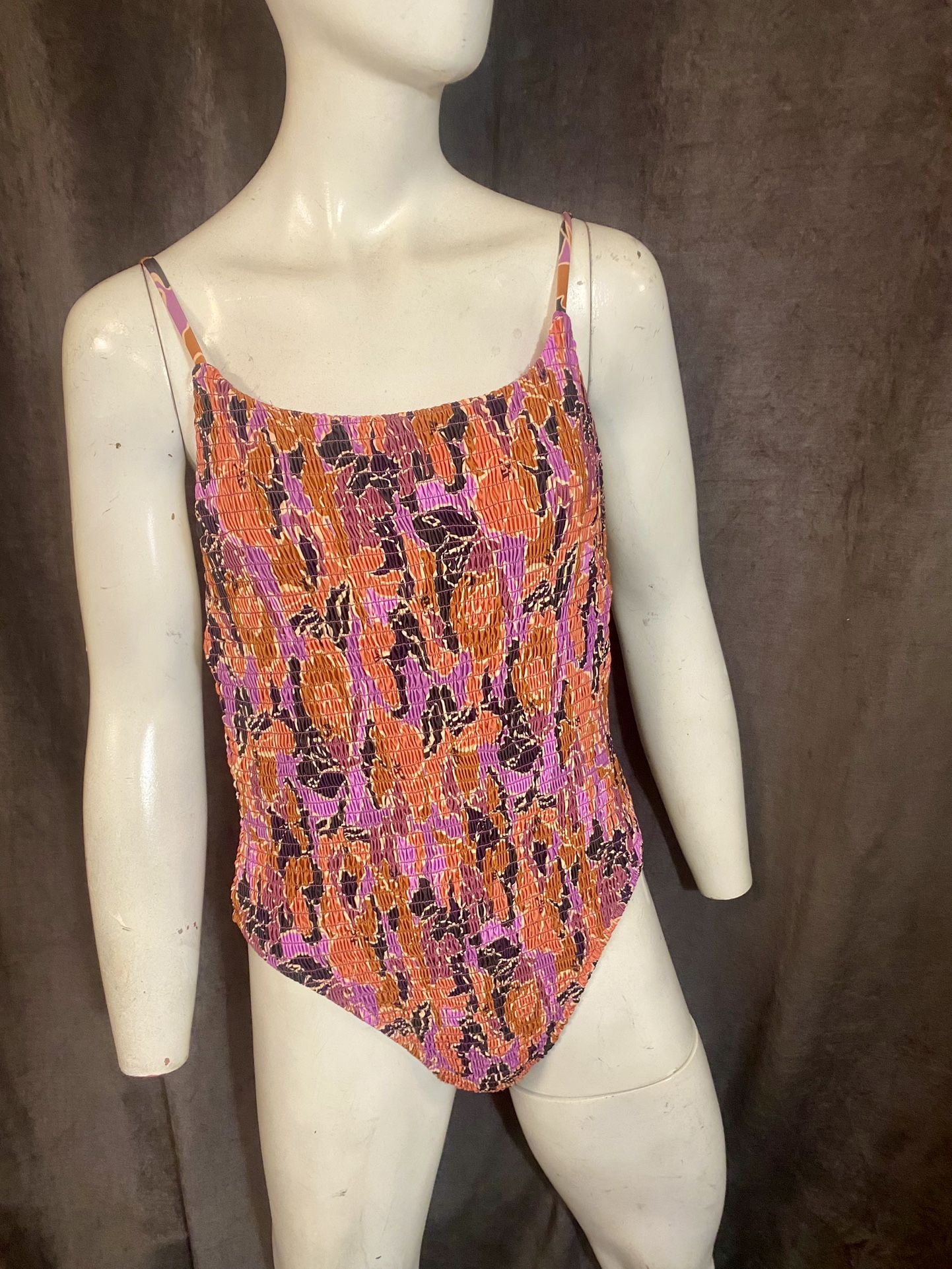 VICTORIAS SECRET LARGE