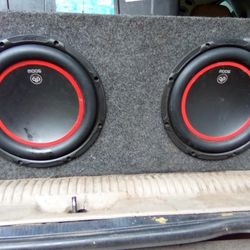 db drive 10"speakers and 2000w amp $300 obo