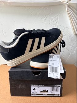 Brand New Grand Court 00s 4Y