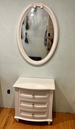 White Nightstand With Mirror