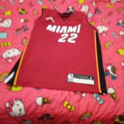 NBA Basketball Toddler Jersey Number 22 Butler Size Small 