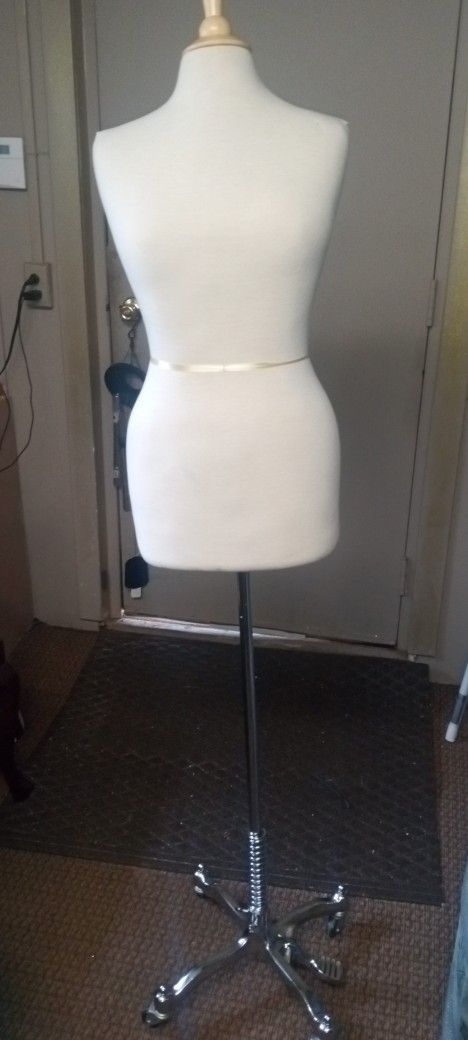 New Upper Body Mannequin Rolling 