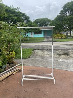 Adjustable Clothes Rack For Room And Laundry