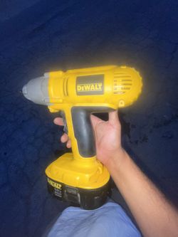 Dewalt 18 Volt Cordless Impact Driver Wrench Torque