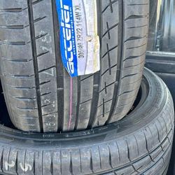 305/40/22 New Tires 