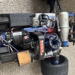 Traxxas Revo 3.3