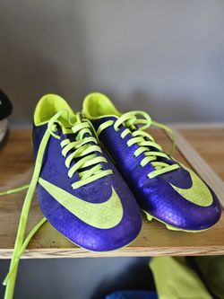 Used Nike MERCURIAL Soccer Turf Shoes Purple