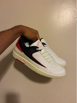 Jordan 2s low top size 11,5 100$