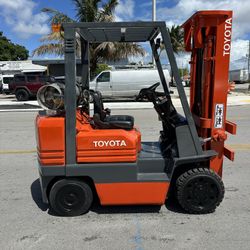 Forklift Toyota 