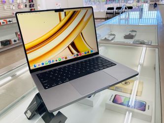 MacBook Pro M1 Pro 32gb ram 512gb ssd