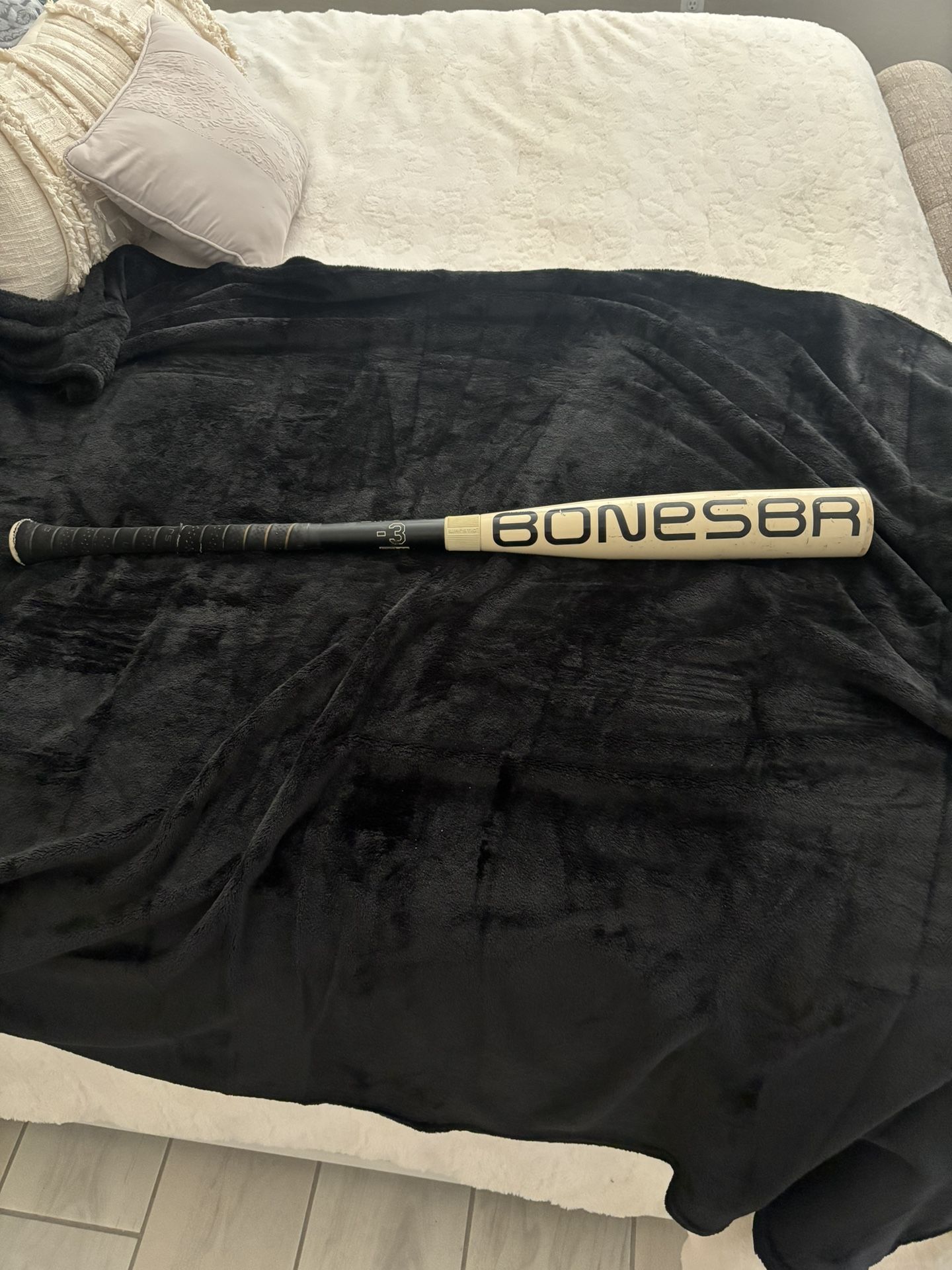 2025 Warstick BoneSBR Baseball Bat 32” (-3) ….Like new