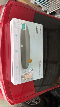 Hatch Grow Smart Changing Table
