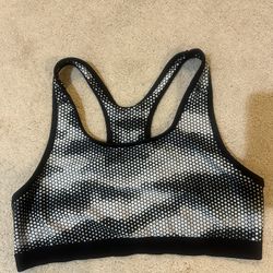 Women’s Sports Bra