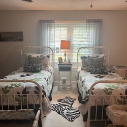 2 Wrought Iron Twin Beds