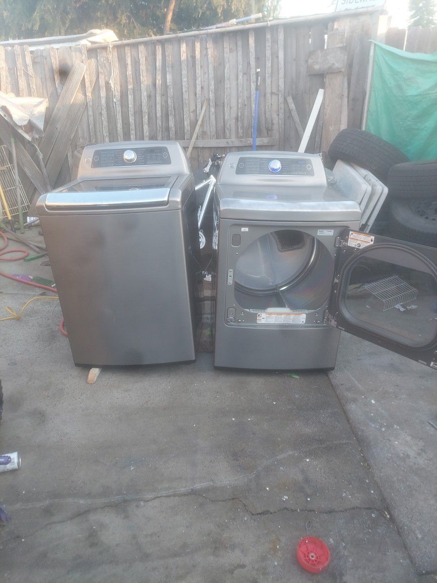 Kenmore Washer & Dryer  Stainless Steel